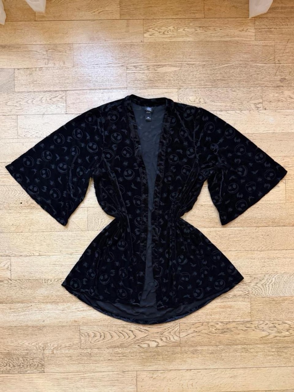 Y2K Nightmare Before Christmas Black Velvet Kimono Robe